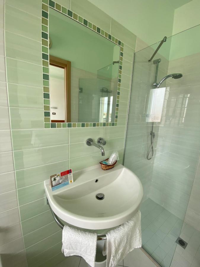 Hotel Capri Bellaria-Igea Marina Ngoại thất bức ảnh
