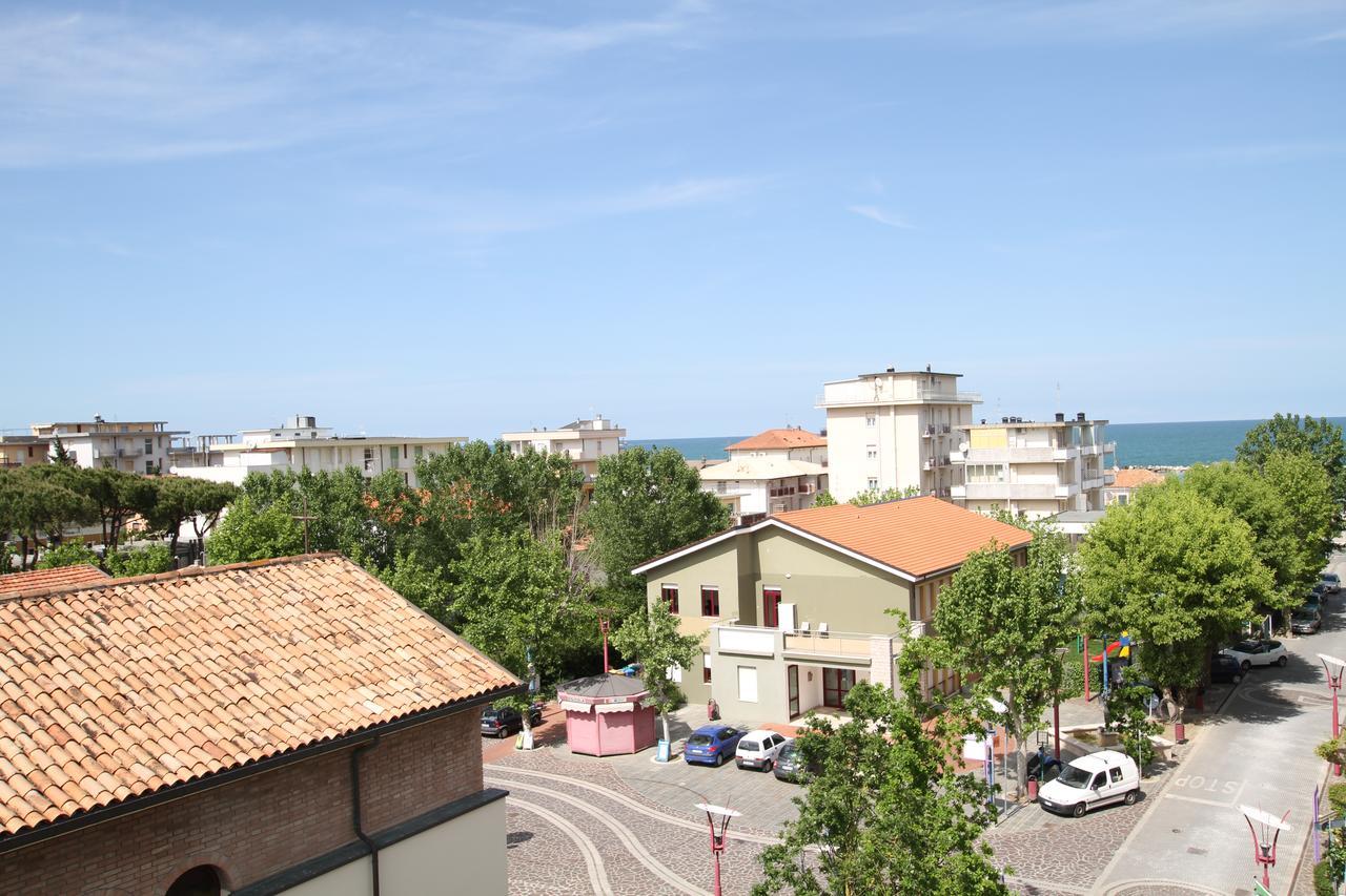 Hotel Capri Bellaria-Igea Marina Ngoại thất bức ảnh