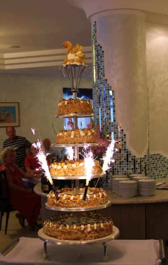 Hotel Capri Bellaria-Igea Marina Ngoại thất bức ảnh